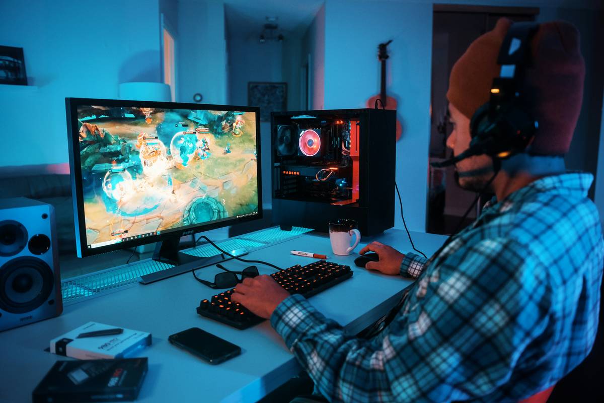 SQL Investigation Mystery: How Horror Gamers Are Cracking Paranormal Cold Cases With Databases